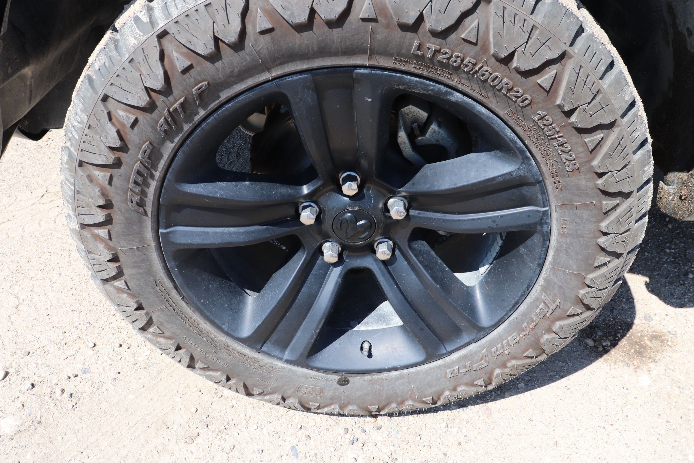 2022 RAM 1500 Classic (R)(Z+)(6) Tradesman Crew Cab SWB 4WD - 9